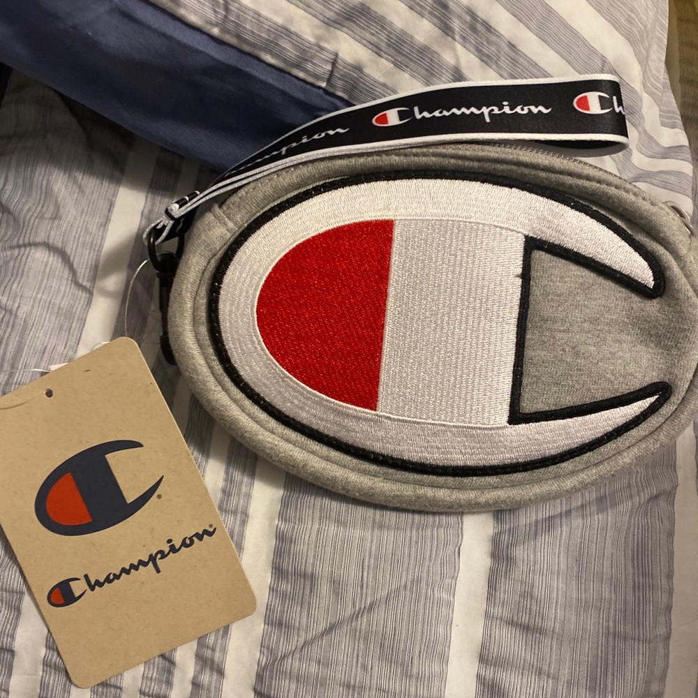 Champion Pouch Wristlet